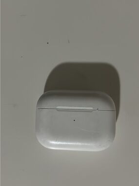Used Apple AirPods Pro Gen 2